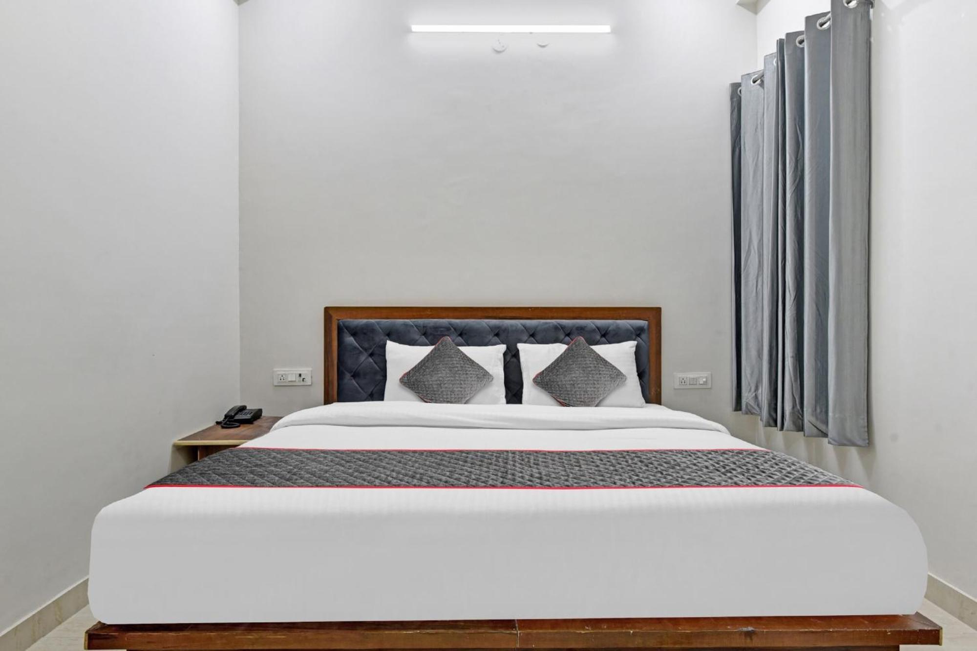 Super Oyo Collection O Hotel Legend Jaipur Exteriör bild